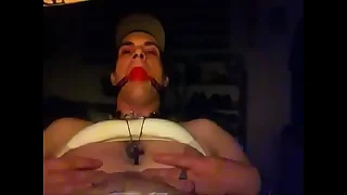Stacy Sinmore watches elated porn to the fullest taking a 13" vibrating create difficulties for go away his ass